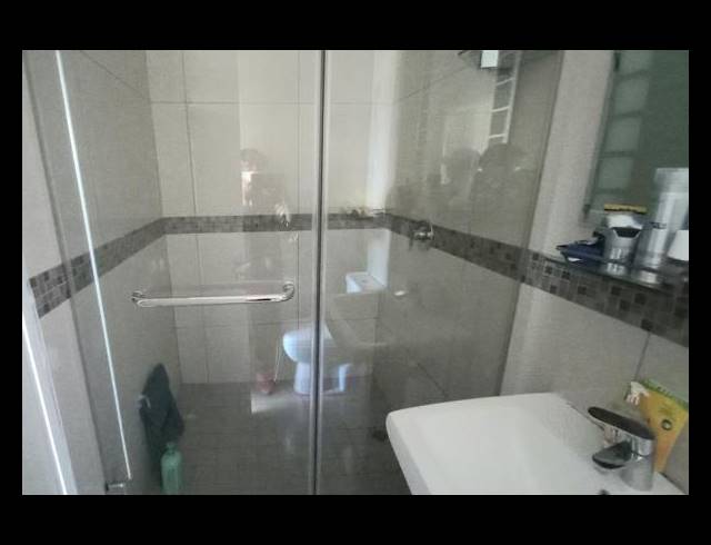 2 BEDROOM APARTMENT FOR SALE IN UMHLANGA RIDGE